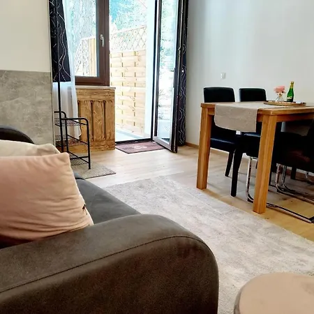 Ferienwohnung Jagerlodge In